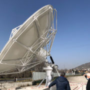 Can you tell the difference between different parabolic antennas? 